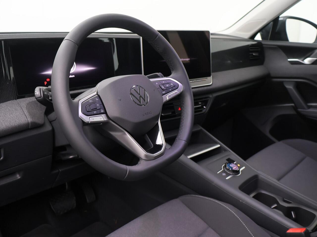 Volkswagen TIGUAN Tiguan 1.5 eTSI 96 kW / 130 pk SUV 7 versn. DSG