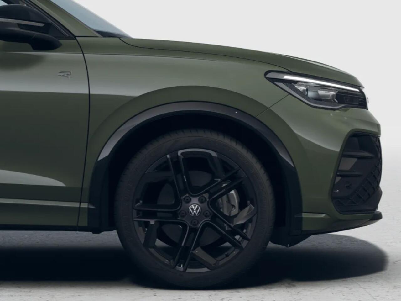 Volkswagen TIGUAN R-Line Edition 1.5 eHybrid 204 PK 6 versn. DSG · Black Style Pakket · Comfort Pakket · Trekhaak inklapbaar, met elektrische ontgrendeling, incl. aanhangermanoeuvreerhulp Trailer Assist · Prijs is inclusief inruilpremie