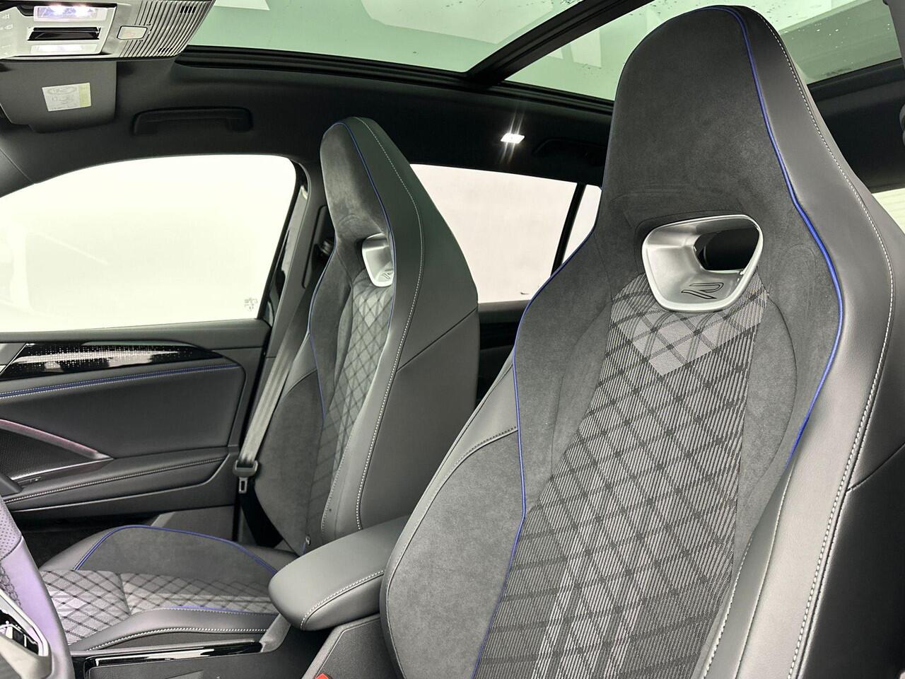 Volkswagen TIGUAN R-Line Edition 1.5 eHybrid 150 kW / 204 PK SUV 6 v