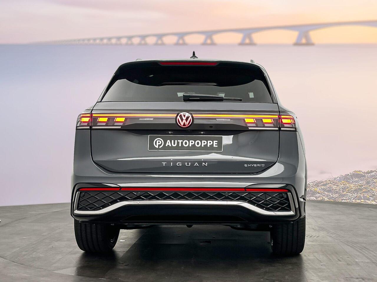 Volkswagen TIGUAN R-Line-Edition Plug in Hybride 204 pk