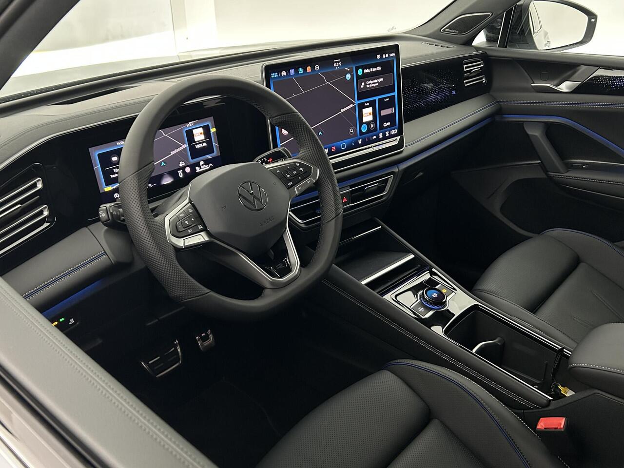 Volkswagen TIGUAN 1.5 204pk eHybrid R-Line Edition Black Style Trekhaak 360Camera Memory Leder Head-Up harman/kardon Keyless Virtual Cockpit Navigatie