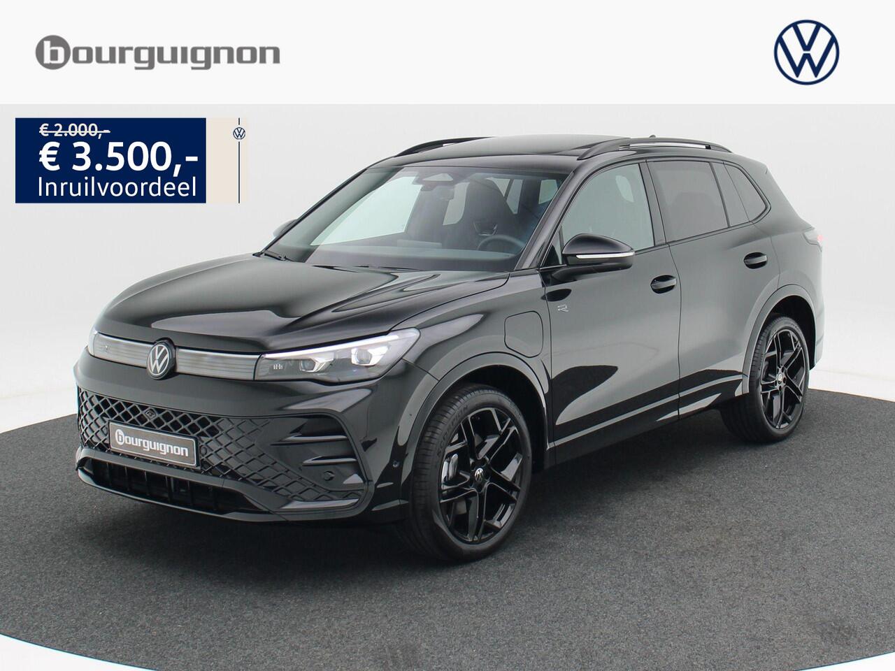 Volkswagen TIGUAN R-Line Edition 1.5 eHybrid 204 PK | Trekhaak | 360 Camera | LED Matrix | Black Style |