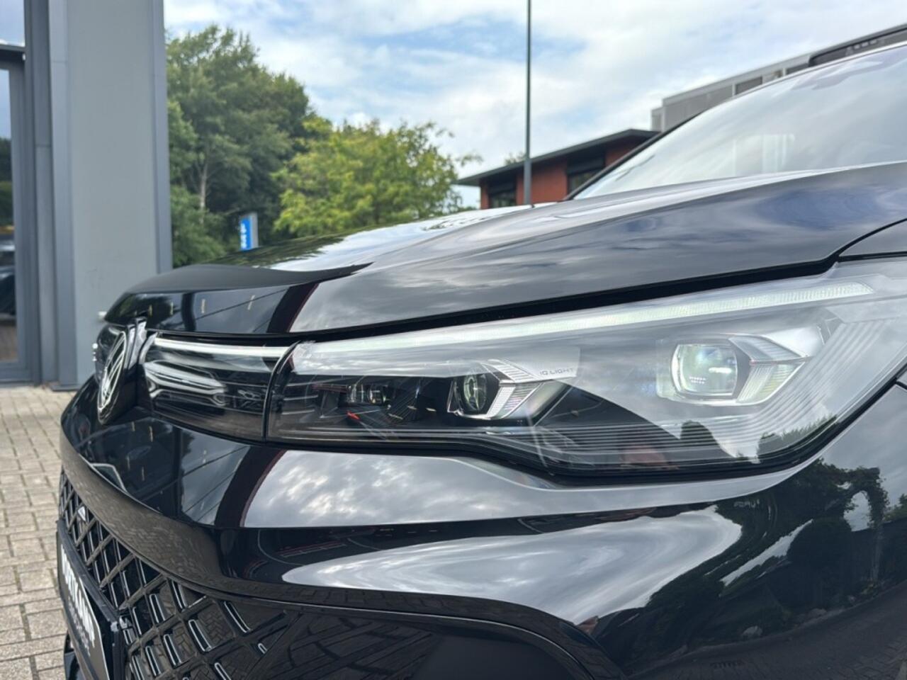 Volkswagen TIGUAN 1.5 TSI e-HYBRID 272 PK R-LINE PANO-DAK/CAMERA/TREKHAAK/HenK/HUD/LEDER/MEMORY