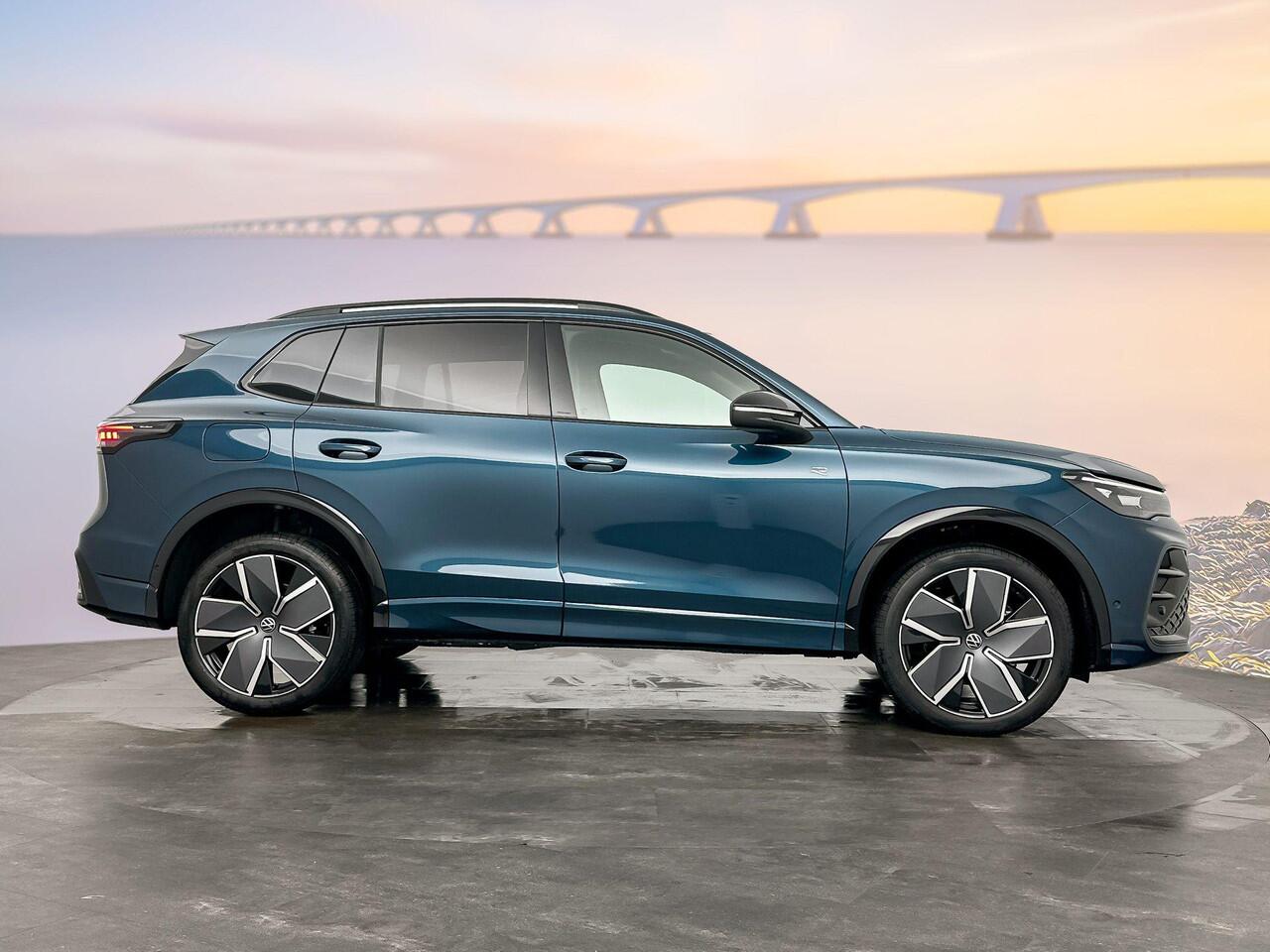 Volkswagen TIGUAN R-Line Edition Plug in Hybride 272 pk Black Style Pakket