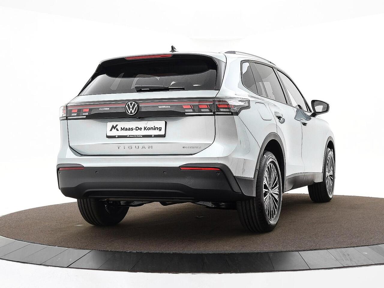 Volkswagen TIGUAN Life Edition 1.5 eHybrid 204 pk 6 versn. DSG · Trekhaak inklapbaar, met elektrische ontgrendeling, incl. aanhangwagen- manoeuvreerhulp Trailer Assist · Winter Pakket incl. verwarmbaar stuurwiel ·