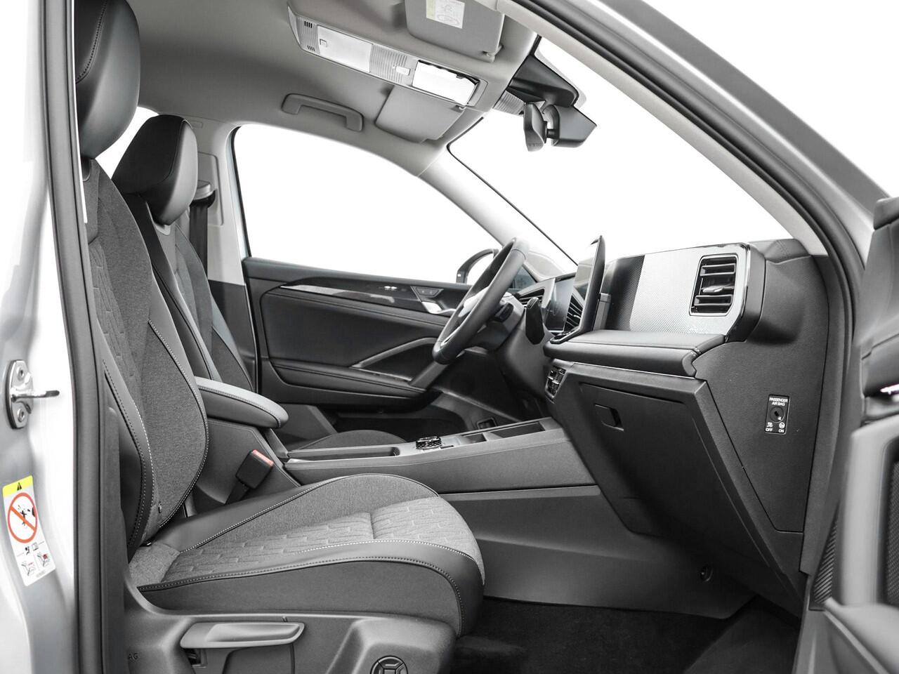 Volkswagen TIGUAN Life Edition 1.5 eHybrid 204 pk 6 versn. DSG · Trekhaak inklapbaar, met elektrische ontgrendeling, incl. aanhangwagen- manoeuvreerhulp Trailer Assist · Winter Pakket incl. verwarmbaar stuurwiel ·