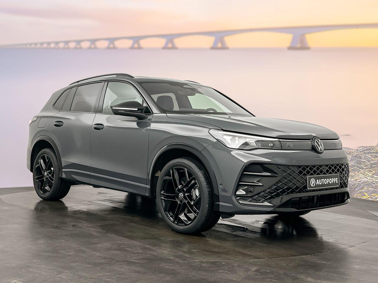 Volkswagen TIGUAN R-Line Edition Plug in Hybride 272 pk Black Style Pakket