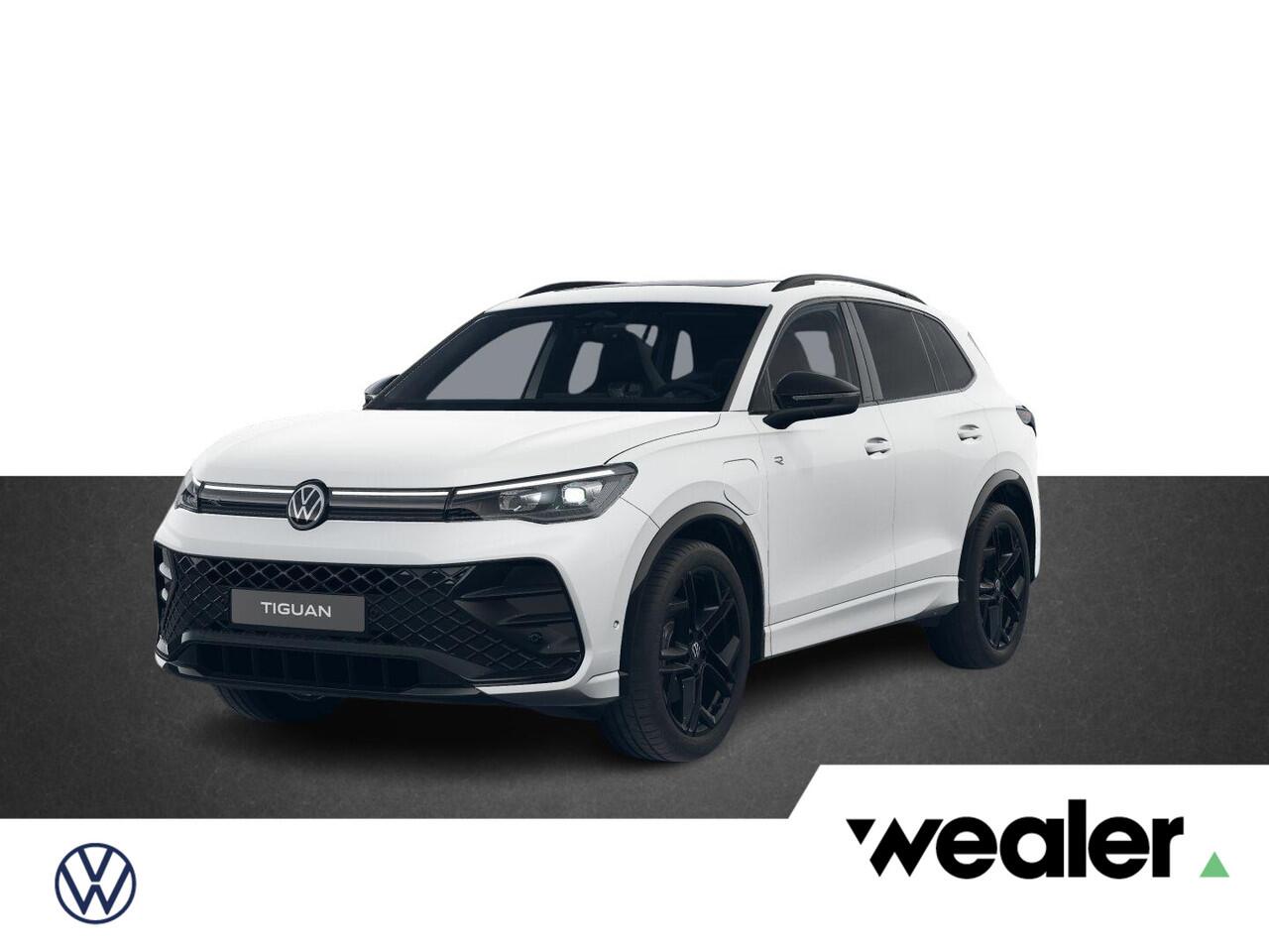 Volkswagen TIGUAN R-Line Edition 1.5 eHybrid 150 kW / 204 PK DSG | Black Style | Panoramadak | Trekhaak wegklapbaar |