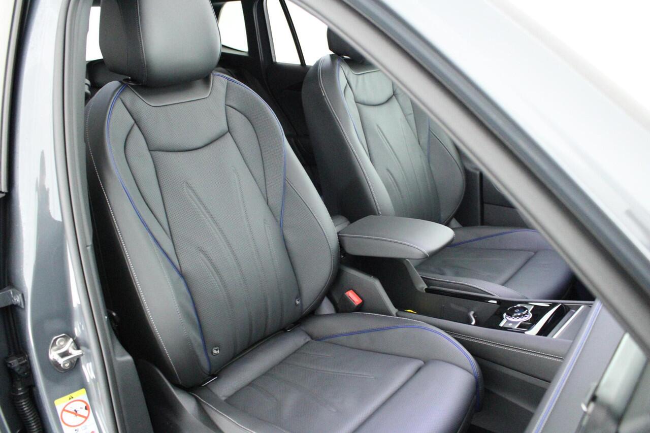 Volkswagen TIGUAN 1.5 204pk eHybrid R-Line Edition Black Style Trekhaak 360Camera Leder Head-Up harman/kardon Memory Massage Virtual Cockpit Navigatie