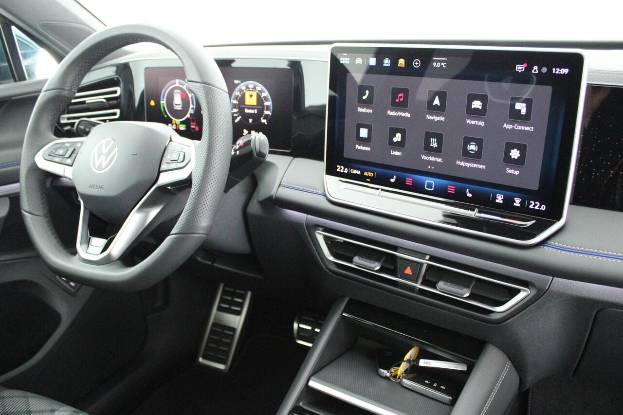 Volkswagen TIGUAN 1.5 272pk eHybrid R-Line Business Trekhaak Camera Keyless Massage Virtual Cockpit Panoramadak Carplay