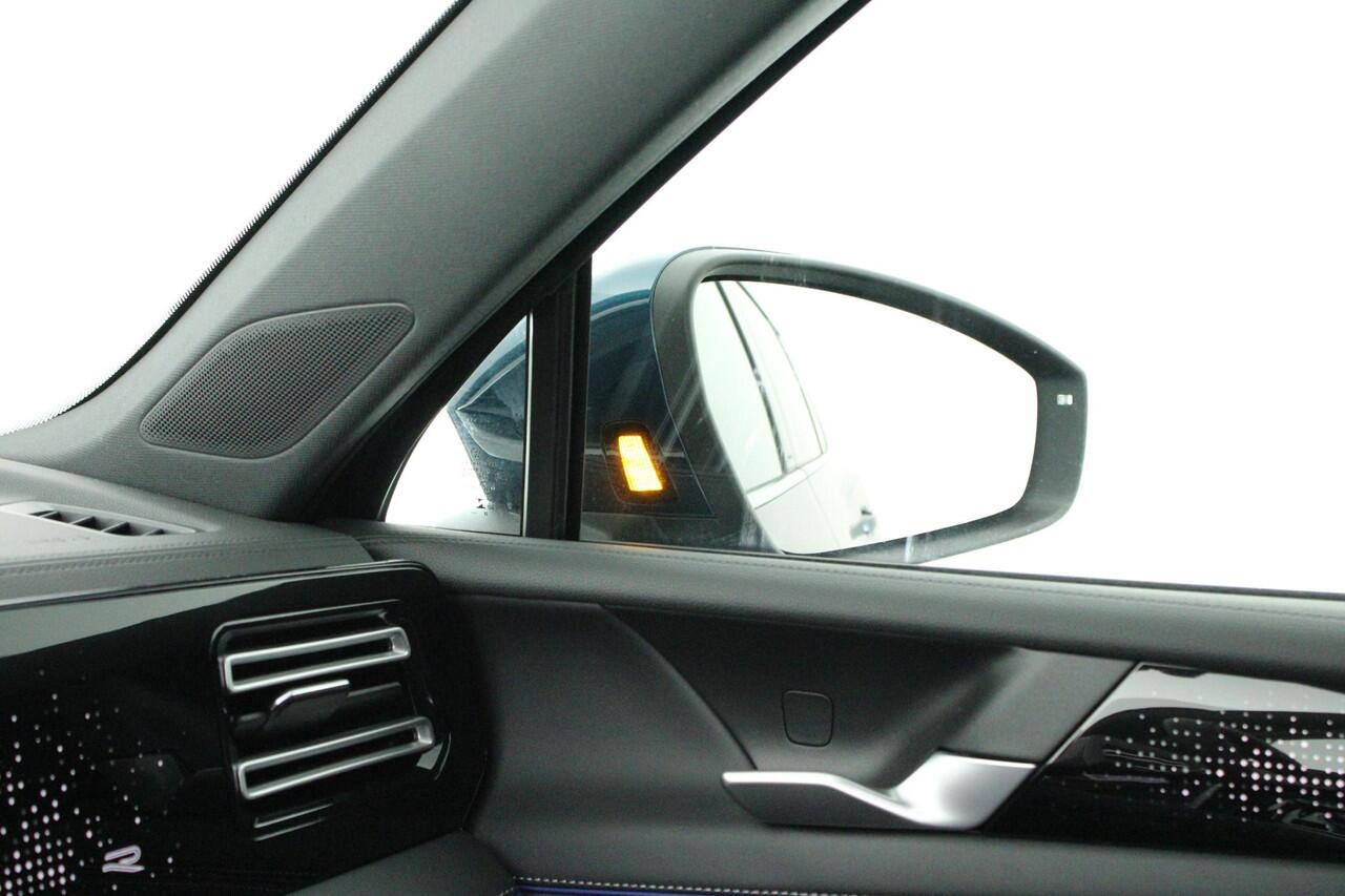 Volkswagen TIGUAN 1.5 272pk eHybrid R-Line Business Trekhaak Camera Keyless Massage Virtual Cockpit Panoramadak Carplay