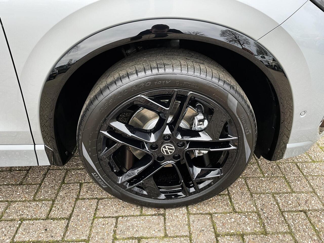 Volkswagen TIGUAN 1.5 eHybrid R-Line Edition HUD / Pano / Winterpakket