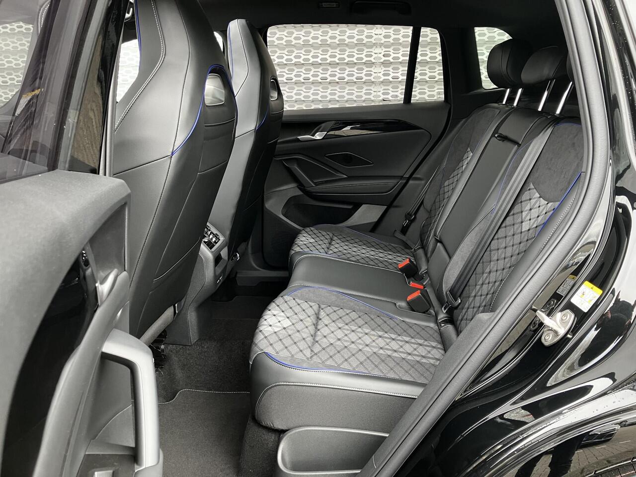 Volkswagen TIGUAN R-Line Edition 1.5 eHybrid 150 kW / 204 PK DSG | Trekhaak wegklapbare kogel | Comfort pakket met stuur- & stoelverwarming |