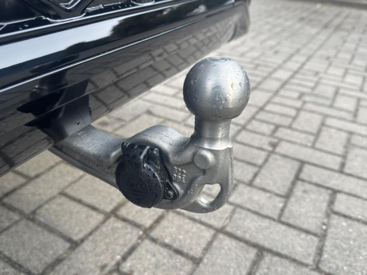 Volkswagen TIGUAN 2.0 TDI DSG R-LINE TREKHAAK/CAMERA/PANODAK/ELEKKLEP/ACC/STOELVERW