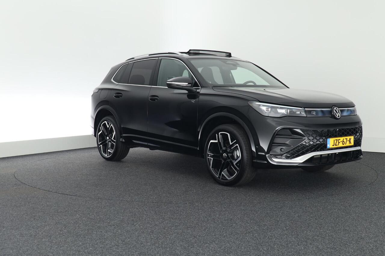 Volkswagen TIGUAN 1.5 272pk eHybrid R-Line Edition Trekhaak Camera Keyless Massage Virtual Cockpit Panoramadak Carplay