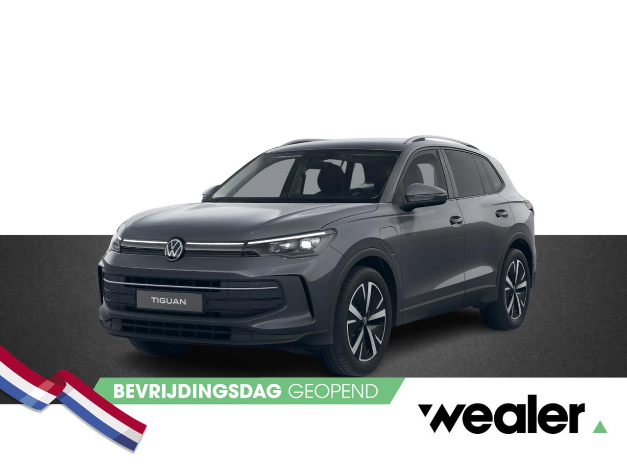 Volkswagen TIGUAN Life Edition 1.5 eHybrid 204 PK DSG | Trekhaak wegklapbare kogel | Stoel- & stuurwielverwarming | Navigatie | LED | Adaptive cruise control |