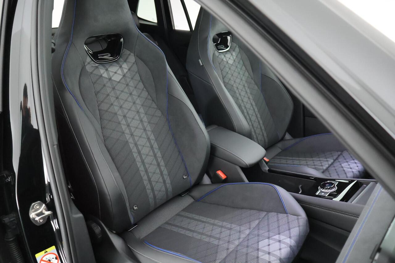 Volkswagen TIGUAN 1.5 272pk eHybrid R-Line Edition Black Style Trekhaak 360Camera Keyless Massage Virtual Cockpit Panoramadak Navigatie
