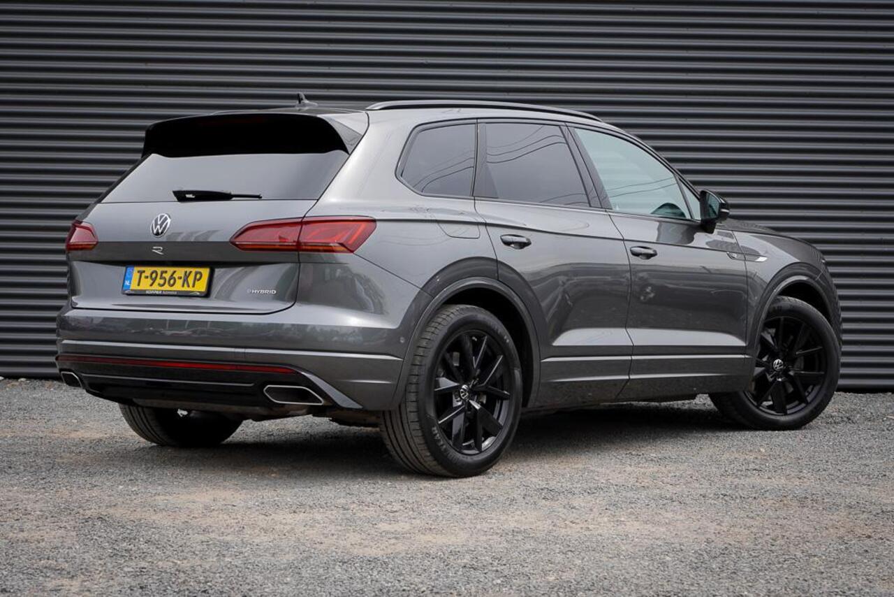 Volkswagen TOUAREG 3.0 TSi 4MOTION R / Pano / Luchtvering / Incl BTW / ACC