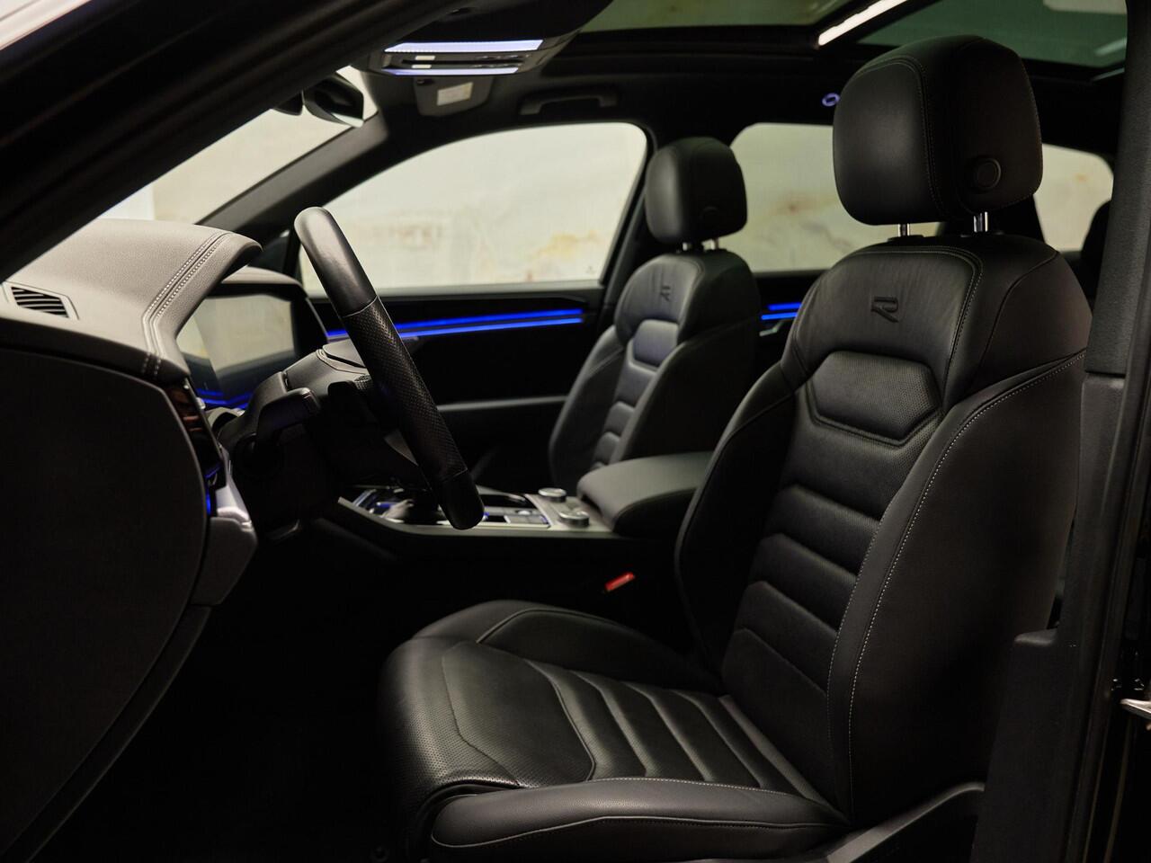 Volkswagen TOUAREG R V6 eHybrid 4Motion, pano, tr.haak, luchtv., memory, keyless, ACC, HUD, 21", matrix-LED