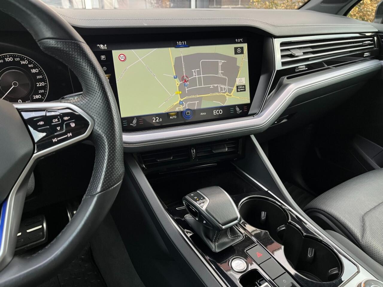 Volkswagen TOUAREG R 3.0 TSI EHYBRID 4M - R-LINE - PANO - 21 INCH - TREKH.