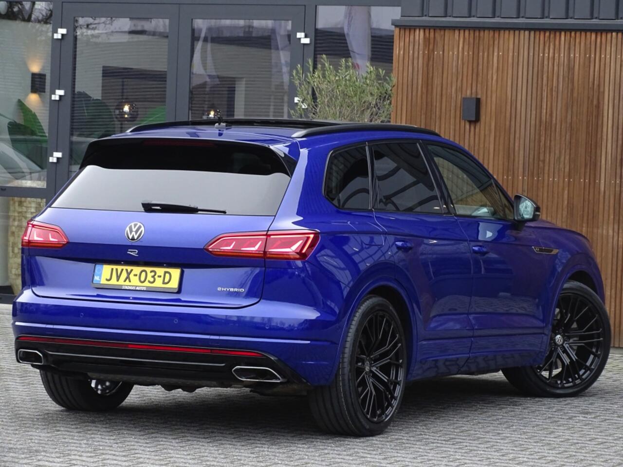 Volkswagen TOUAREG R 3.0 V6 462PK eHybrid 4Motion / R-Line / IQ-Light