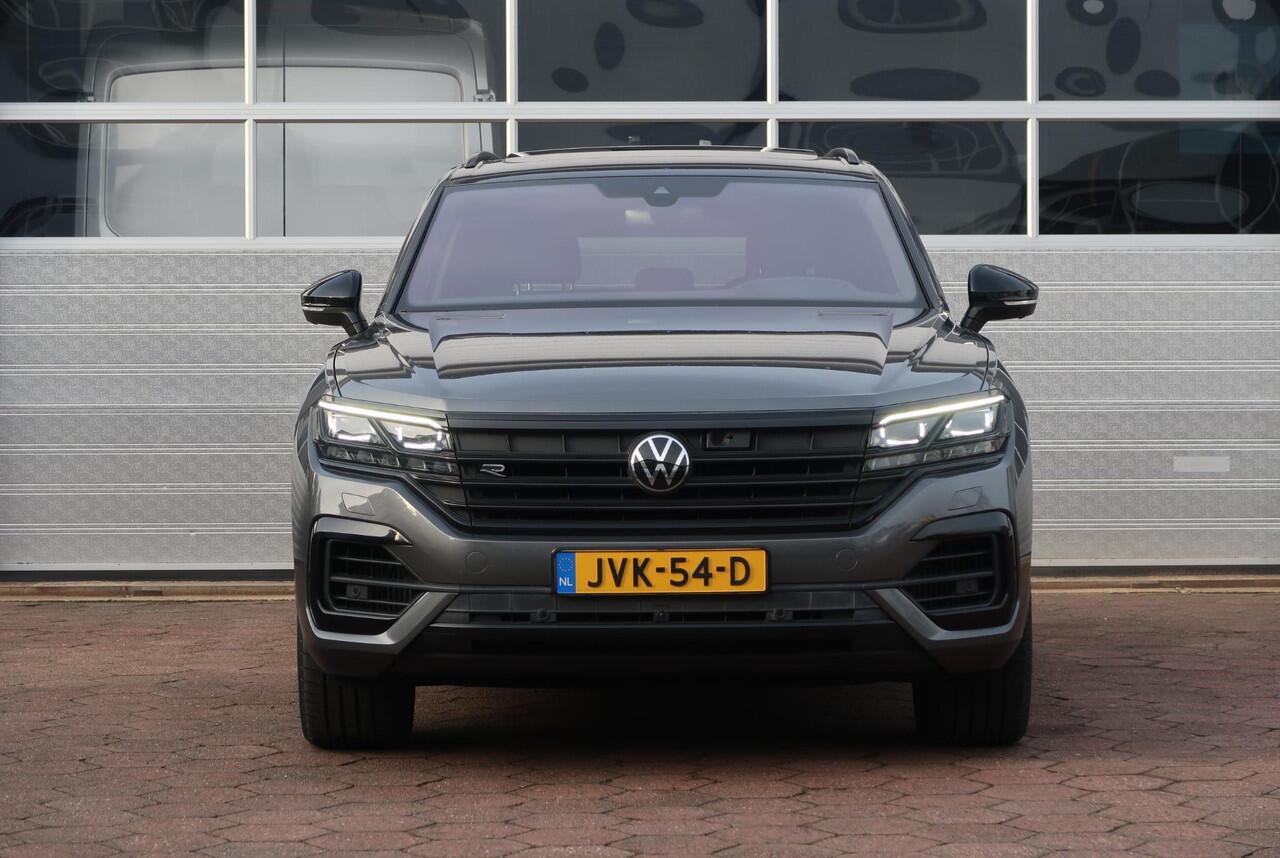 Volkswagen TOUAREG 3.0 TSi 4MOTION R PANO/ MASS/ DYN/ LUCHT/ TRKHK/ ACC/ KOEL/ STUURWVERW