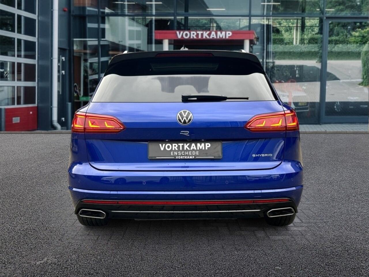 Volkswagen TOUAREG 3.0 TSI R 4MOTION EHYBRID PANO-DAK/TREKHAAK/CAMERA/LEDER/DYNAUDIO