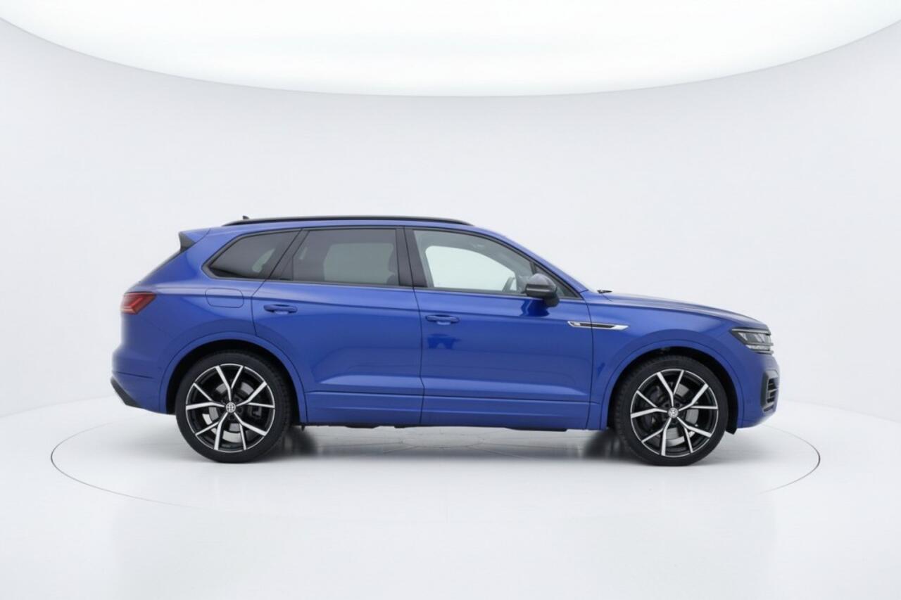 Volkswagen TOUAREG 3.0 TSI 4M R Lapiz Blue, Panorama, Leder, 360 Camera
