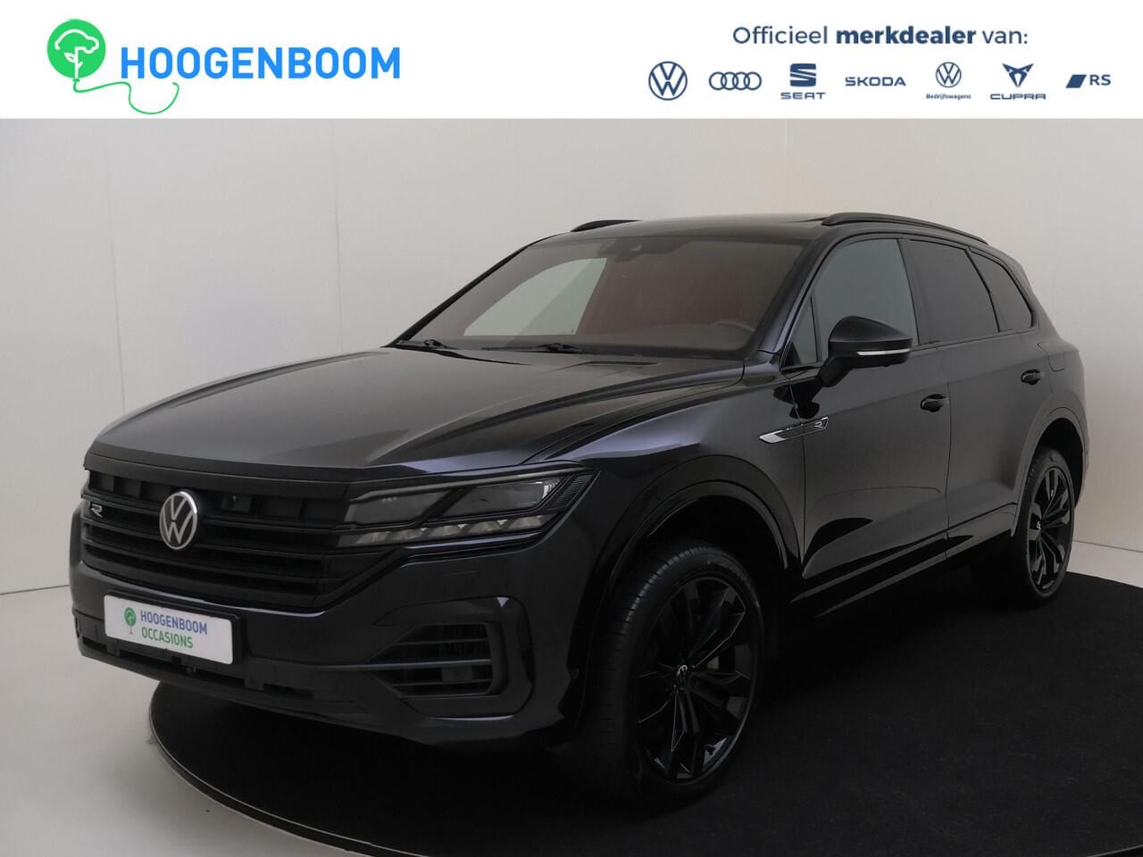 Volkswagen TOUAREG 3.0 TSi eHybrid 4MOTION R | Panoramadak | Luchtvering | Trekhaak | Nachtzichtassistent | 360 camera | Head-up display | Parkeerassistent |