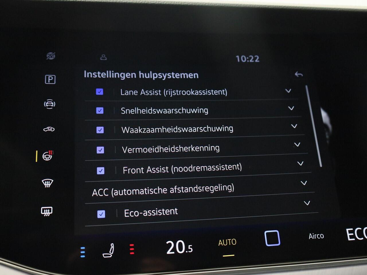 Volkswagen TOUAREG 3.0 TSI eHybrid 462PK DSG 4MOTION R · Panoramadak · Elek. Trekhaak · 360°Camera · Stoelmassage & ventilatie · Garantie t/m 11-05-2029 of 100.000km