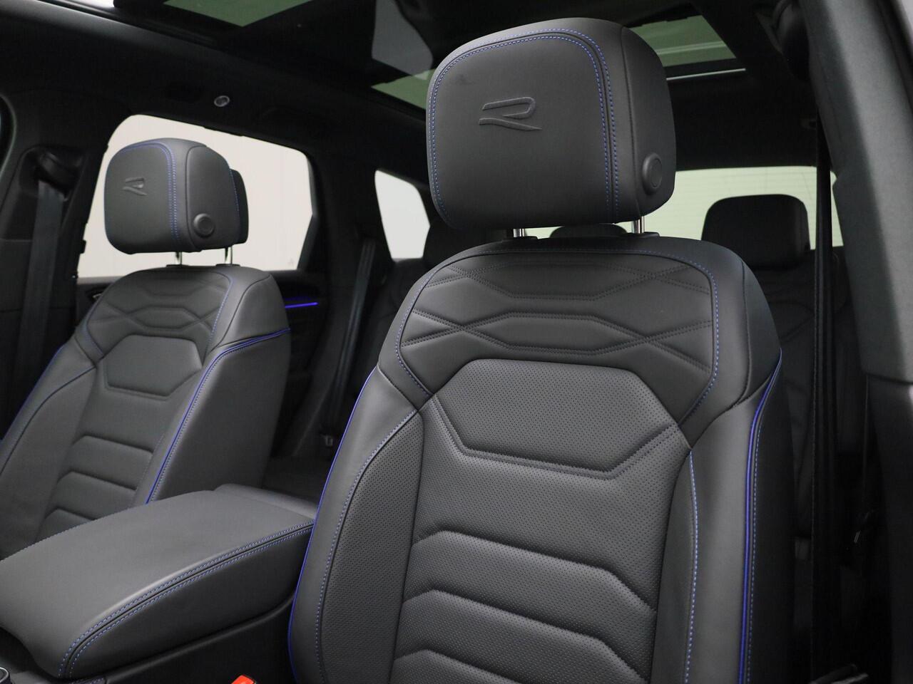 Volkswagen TOUAREG 3.0 TSI eHybrid 462PK DSG 4MOTION R · Panoramadak · Elek. Trekhaak · 360°Camera · Stoelmassage & ventilatie · Garantie t/m 11-05-2029 of 100.000km