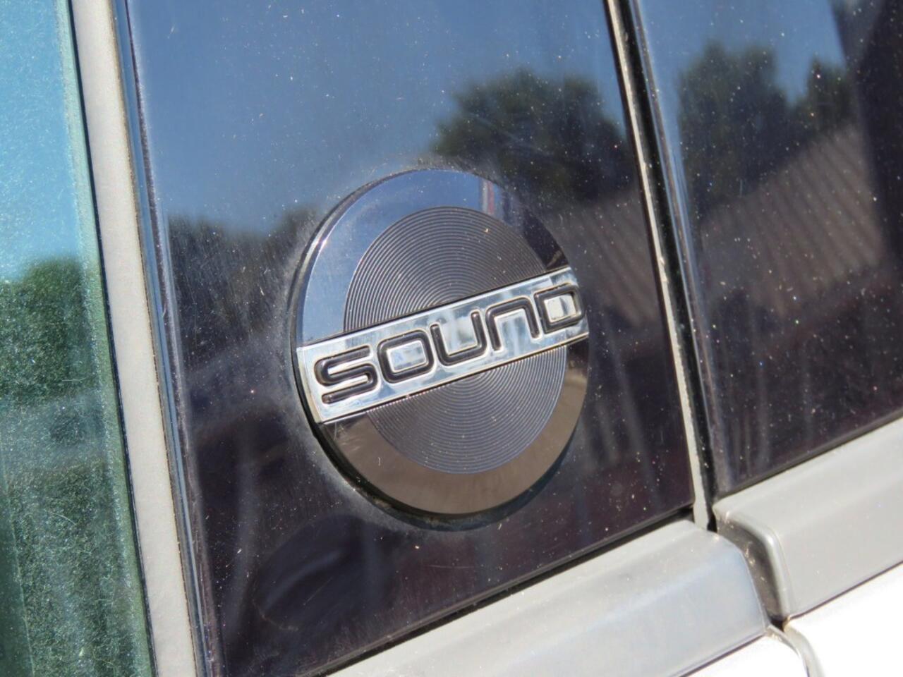 Volkswagen TOURAN 1.2 TSI CON. SERIES SOUND / Camera / Wegklap.haak / Stoelverwarming /