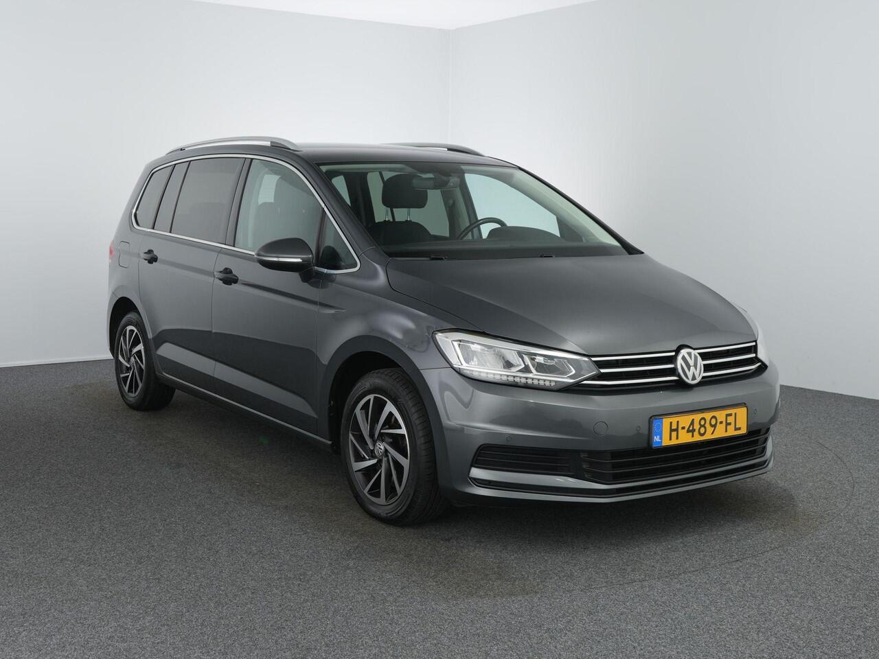 Volkswagen TOURAN 1.5 TSI Highline Business R 7p | Led | ACC | Alcantara | Carplay |