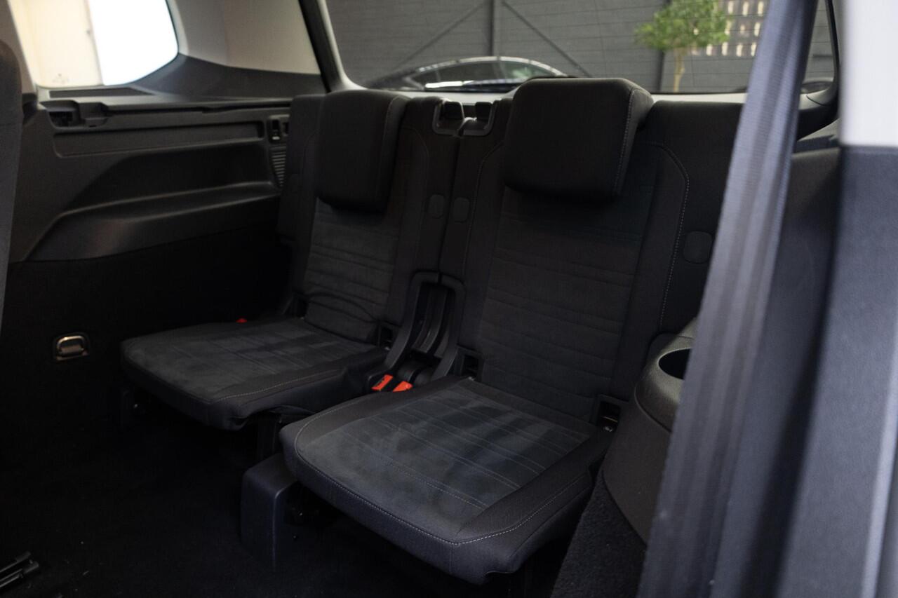 Volkswagen TOURAN 1.5 TSI Highline Business R 7p | Trekhaak |