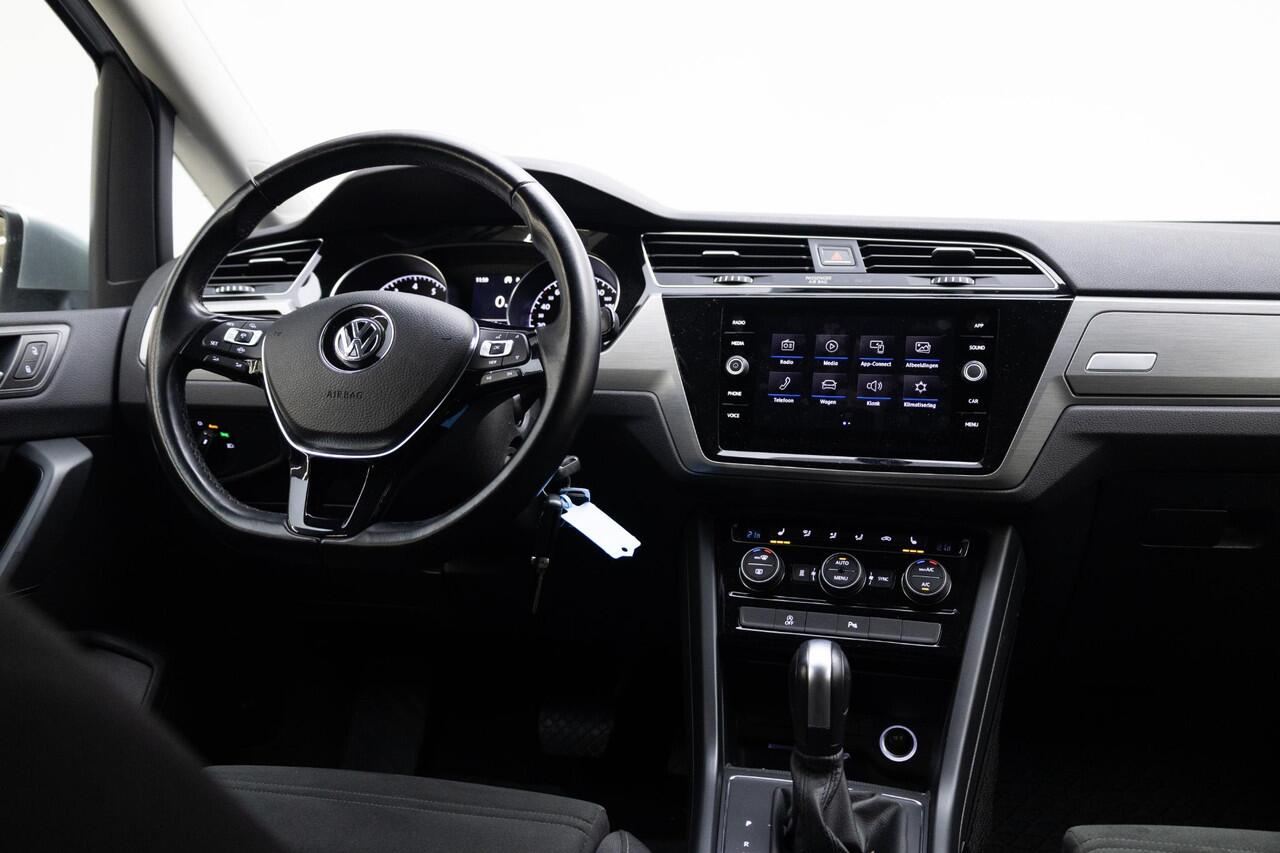 Volkswagen TOURAN 1.5 TSI Highline Business R 7p | Trekhaak |