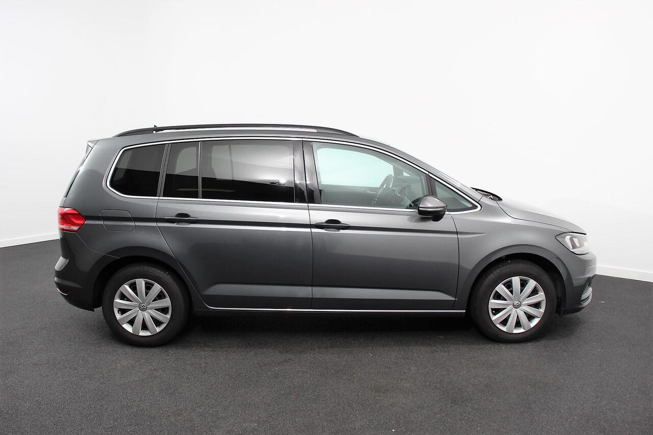 Volkswagen TOURAN 1.5 TSI 150pk DSG Comfortline 7p | Navigatie | Apple Carplay/Android Auto | Climate Control | Cruise Control Adaptive | Stoelverwarming | Parkeer sensoren