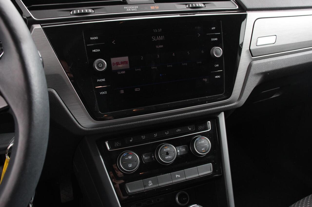 Volkswagen TOURAN 1.5 TSI 150pk DSG Comfortline 7p | Navigatie | Apple Carplay/Android Auto | Climate Control | Cruise Control Adaptive | Stoelverwarming | Parkeer sensoren