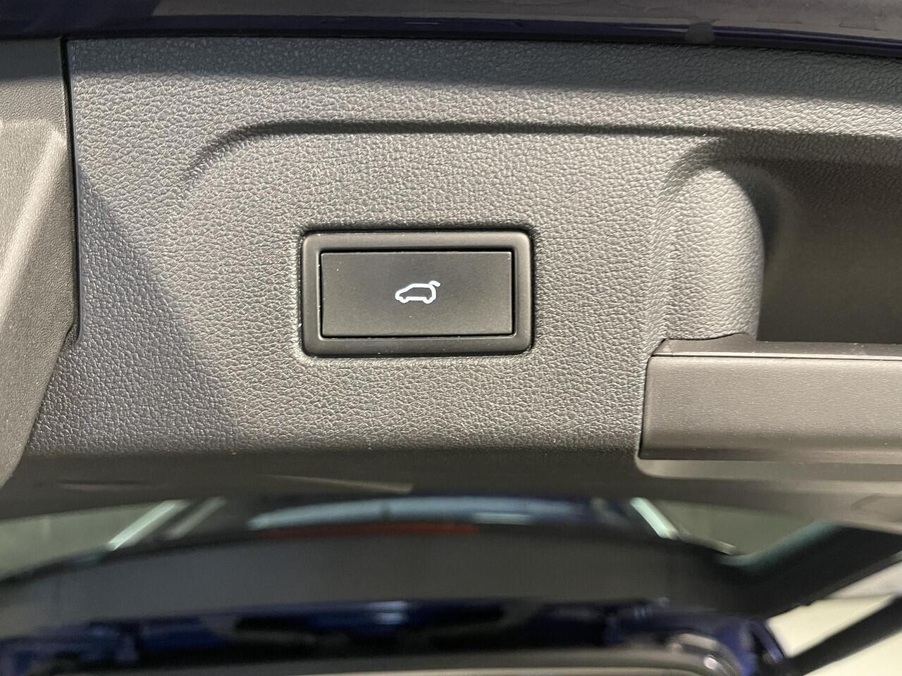 Volkswagen TOURAN 1.5 TSI Highline 7p 16"/Stoel + stuurverwarming + massage/Keyless/Elektrische klep/PDC v+a/Apple Carplay & Android Auto