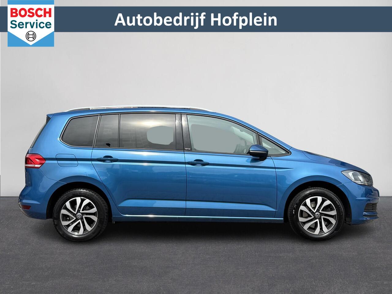 Volkswagen TOURAN 1.5 TSI Active 7 Persoons | Climate Control | Virtual Cockpit | Cruise Control | Navigatie | Apple Carplay/Android Auto | Stoelverwarming | Dodehoek detectie | ( Vestiging - Vianen Tel: 0347-371248 )