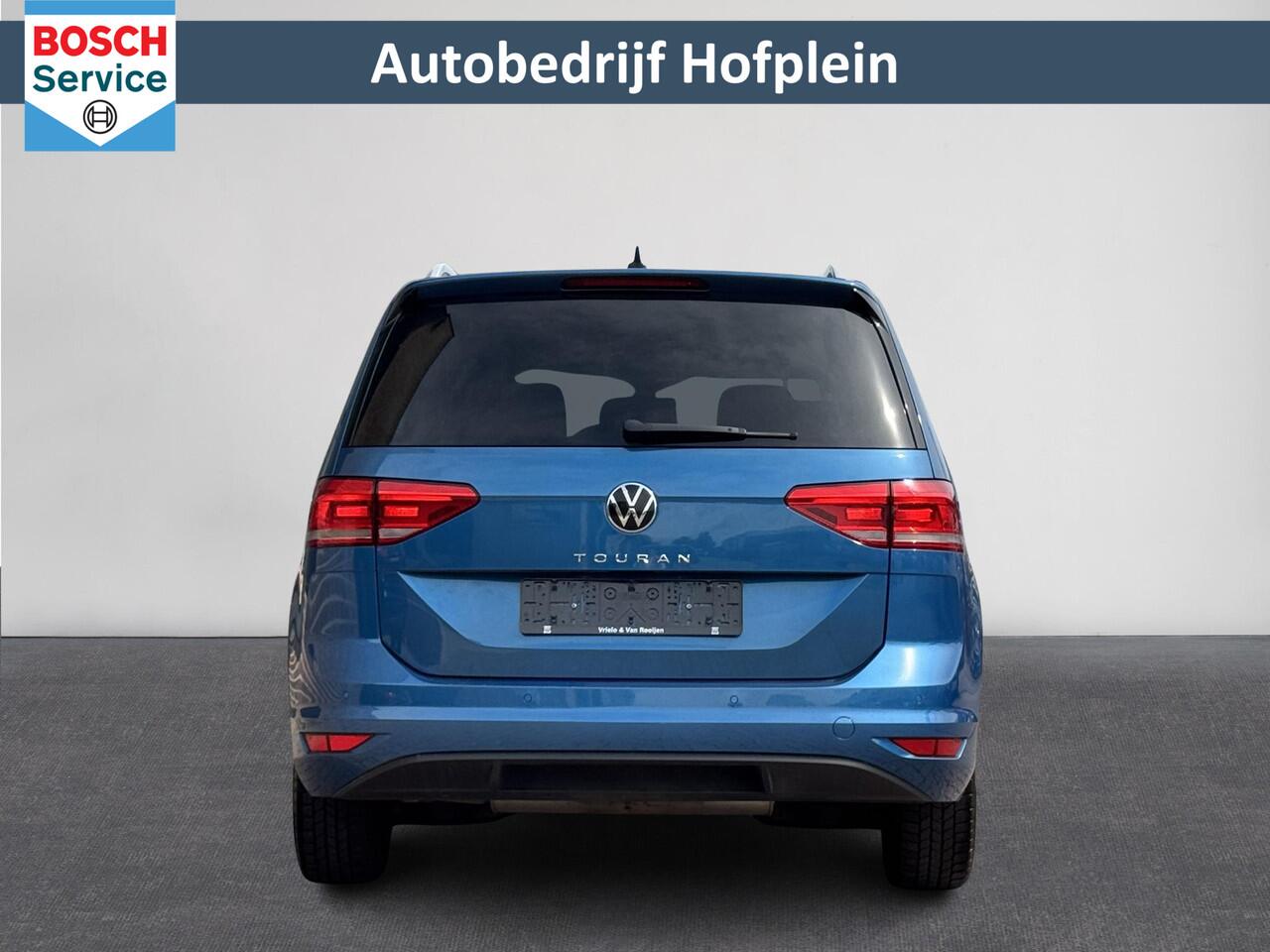 Volkswagen TOURAN 1.5 TSI Active 7 Persoons | Climate Control | Virtual Cockpit | Cruise Control | Navigatie | Apple Carplay/Android Auto | Stoelverwarming | Dodehoek detectie | ( Vestiging - Vianen Tel: 0347-371248 )