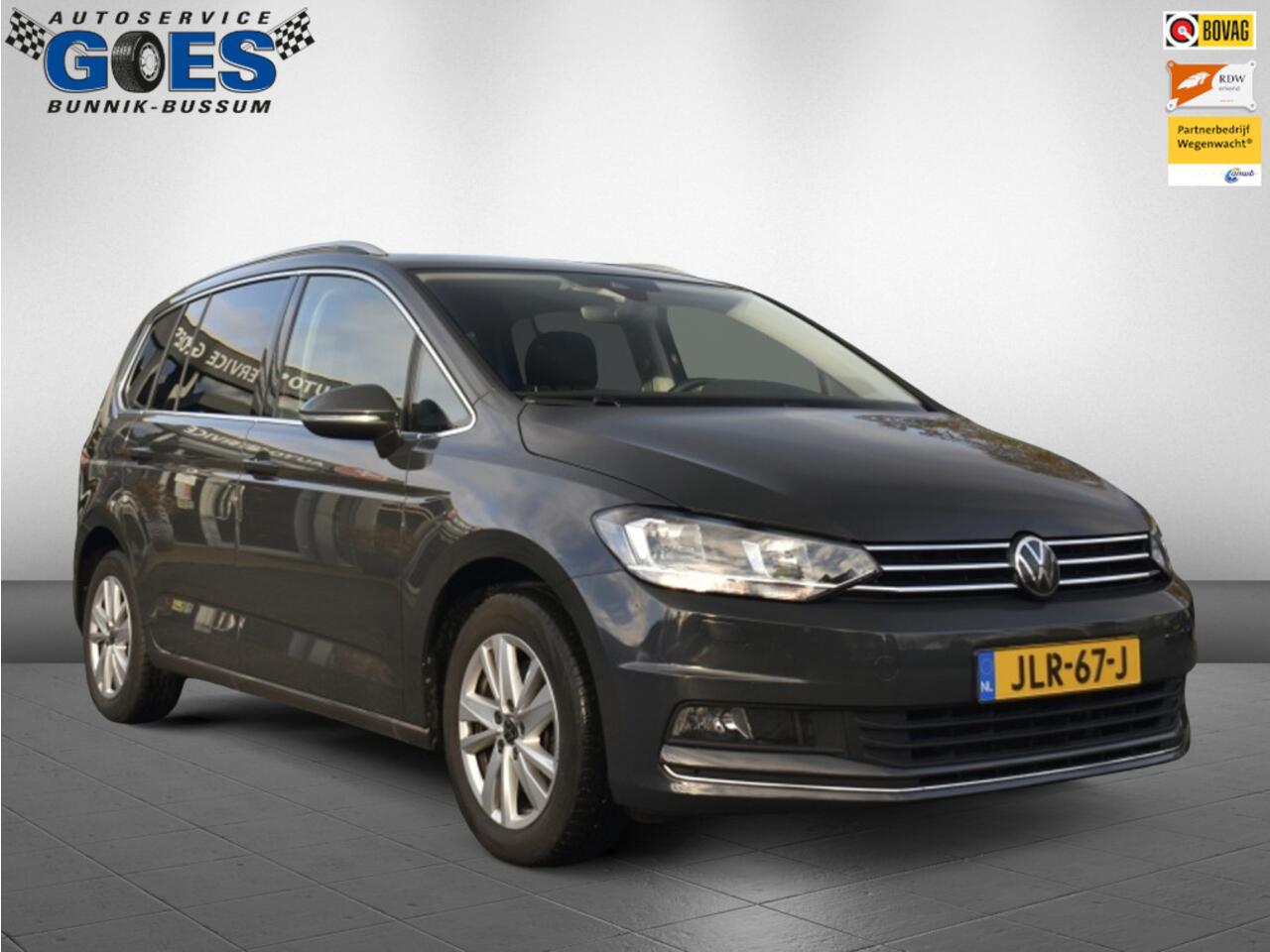 Volkswagen TOURAN III Highline BMT | 7 Persoons | PDC | Carplay | Adaptive