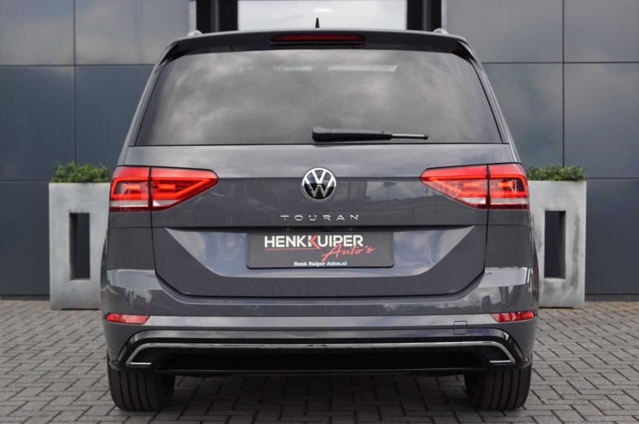 Volkswagen TOURAN 1.5 TSI DSG R-Line / 7Pers./Panodak /trekhaak wegkl./ACC/Side-as