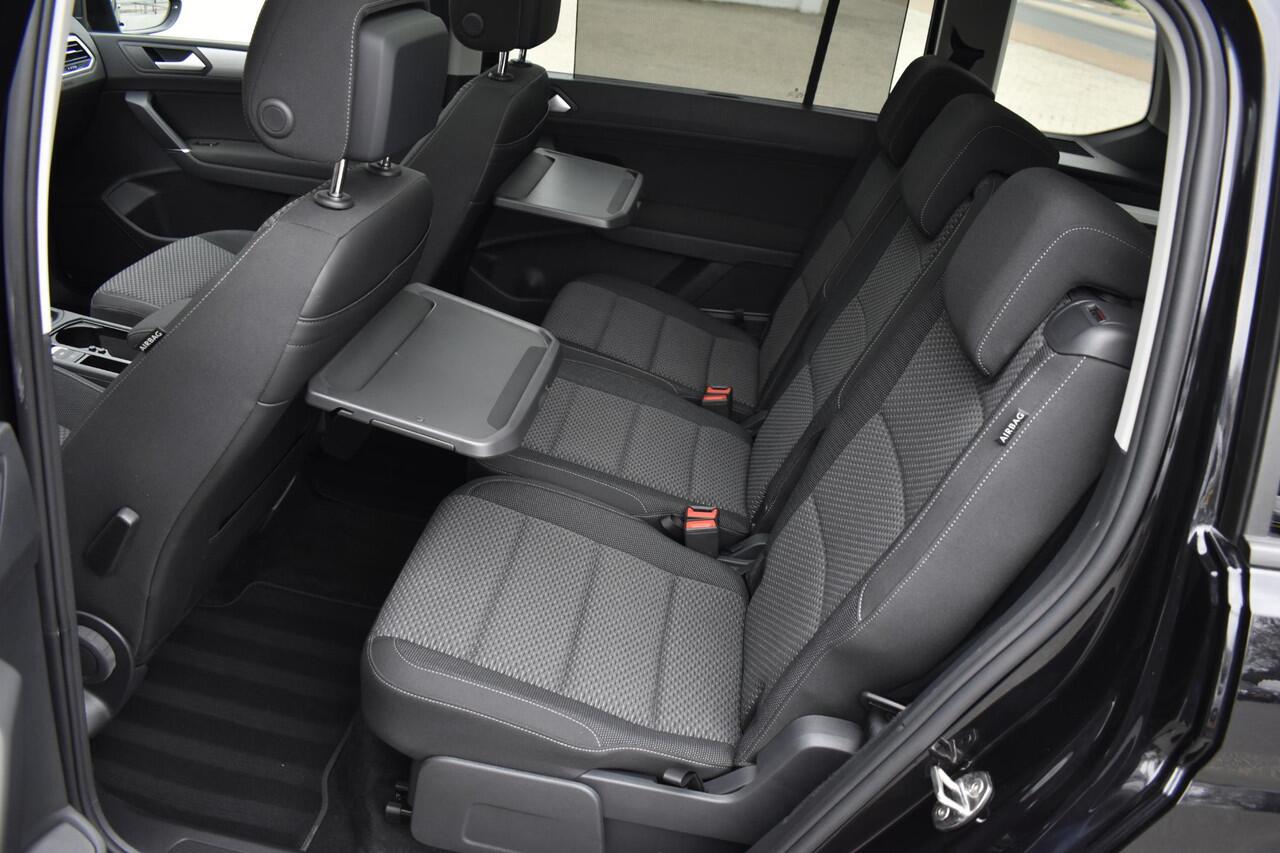 Volkswagen TOURAN 1.5 TSI Business 7p BTW - Trekhaak - Pano