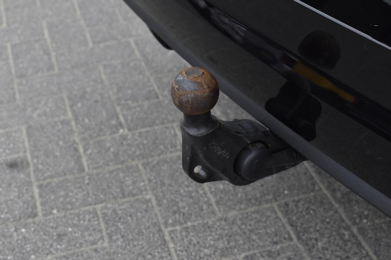 Volkswagen TOURAN 1.5 TSI Business 7p BTW - Trekhaak - Pano