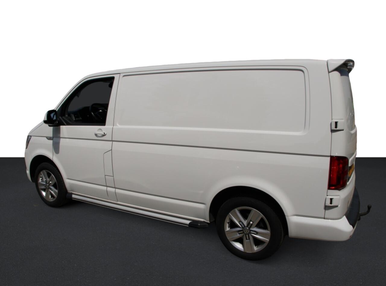 Volkswagen TRANSPORTER 2.0 TDI L1H1 Trendl. automaat /zeer mooi / trekhaak