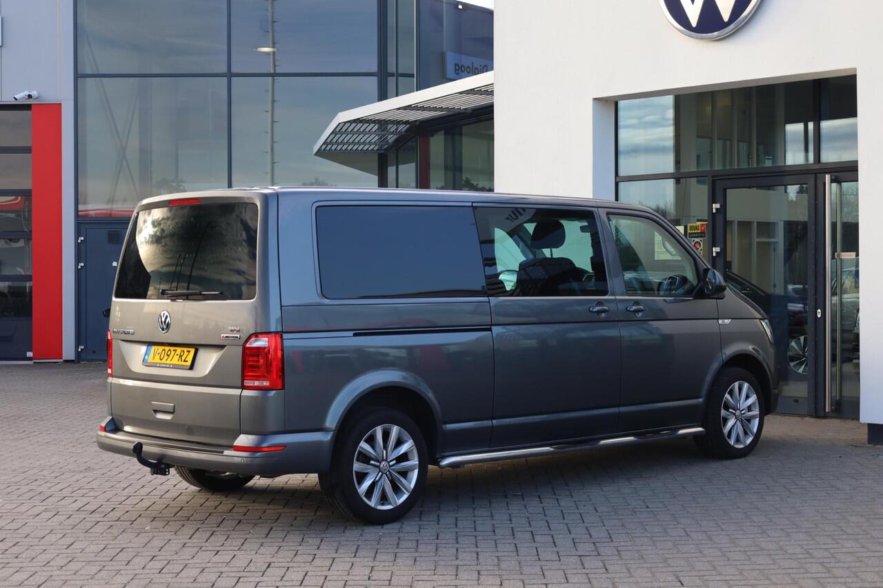 Volkswagen TRANSPORTER 2.0 TDI L2H1 DC 4Motion Highline 204PK / 150kW DSG, 4-motion 4 x 4 Dubbele cabine, trekhaak, achteruitrijcamera, parkeersensoren voor en achter (pdc), cruise control, verwarmbare voorruit, navigatie, DAB+, Apple Carplay / Android Auto, lederen bekleding, 