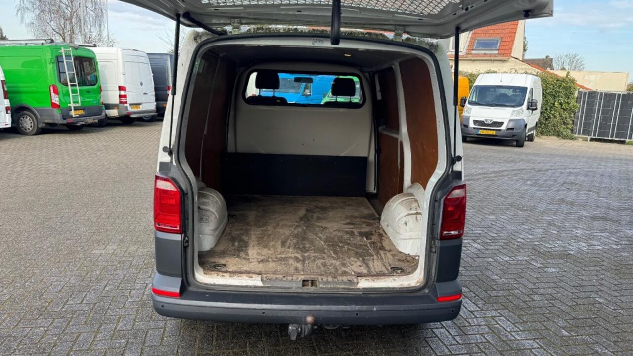 Volkswagen TRANSPORTER 2.0 TDI 75KW 102PK EURO 6 AIRCO/ CRUISE CONTROL/ TREKHAAK/ 100%