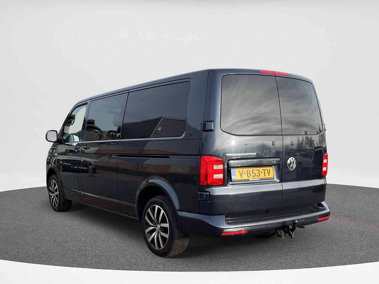 Volkswagen TRANSPORTER 2.0 TDI L2H1 DC Highline 150Pk | LED | Trekhaak | Automaat |