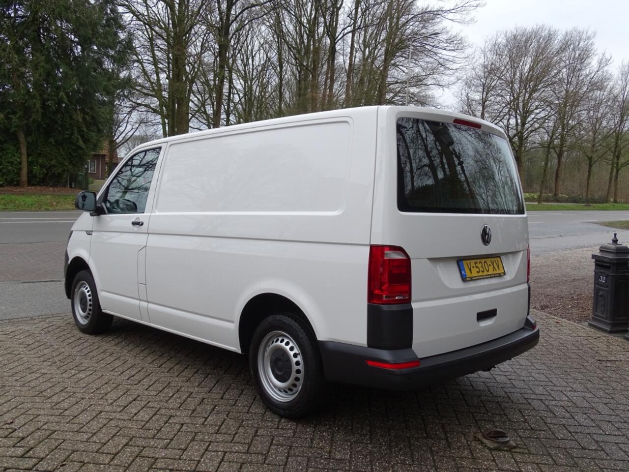 Volkswagen TRANSPORTER 2.0 TDI L1H1 Comf. ACHTERKLEP NWST 1e eig