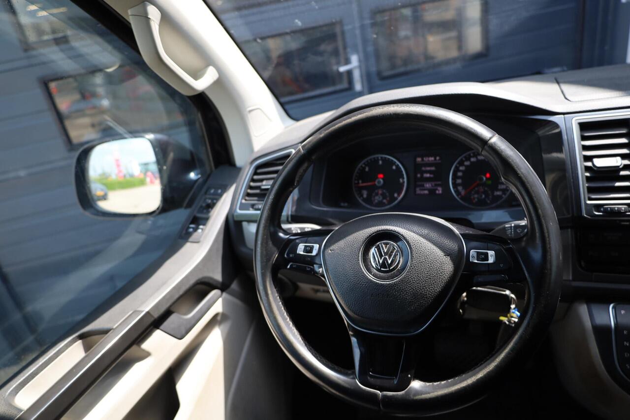 Volkswagen TRANSPORTER 2.0 TDI L2H1 Highline 150PK / 110kW DSG, T-Edition, 17" LMV, navigatie, LED koplampen met grootlichtassistent, achteruitrijcamera (rear view), trekhaak, Executive plus style pakket, adaptieve cruise control (acc), multifunctioneel lederen stuurwiel, acht